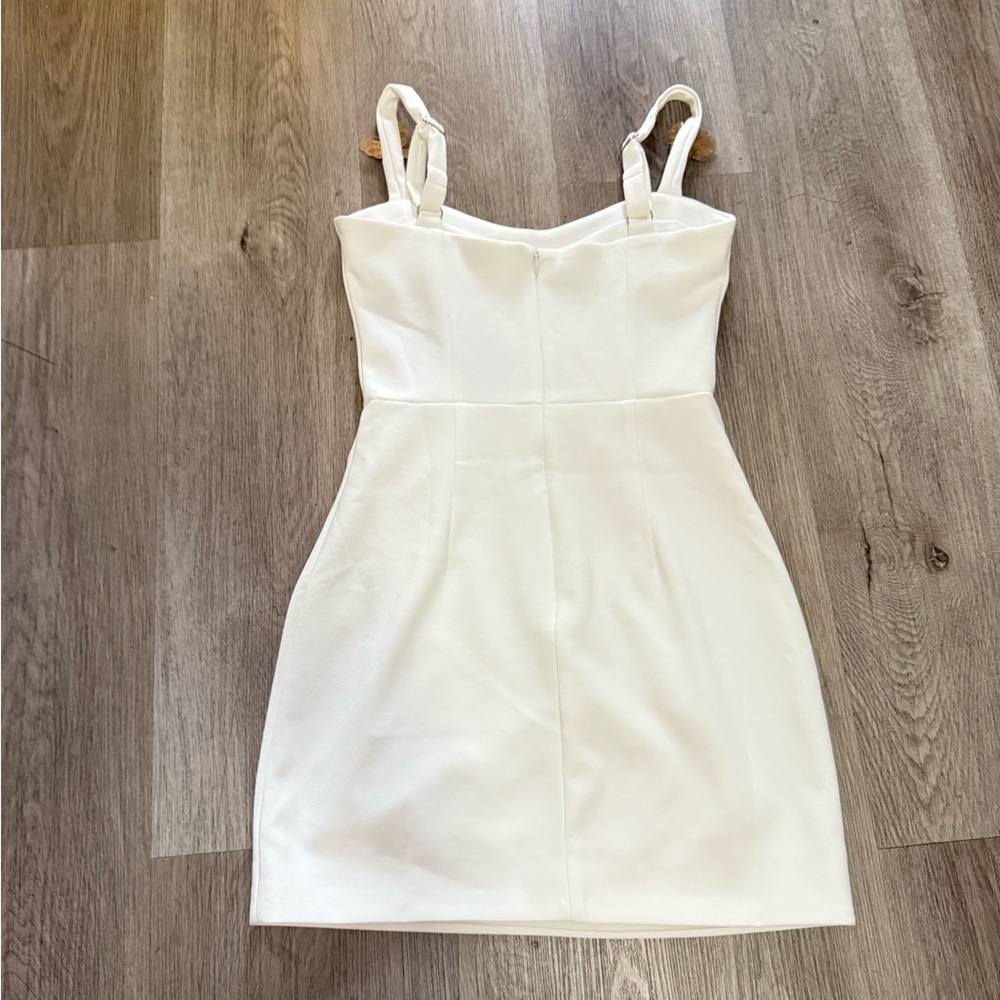 elliatt mira white sweetheart 3d floral butterfly embellished mini dress XS NEW - Picture 9 of 13